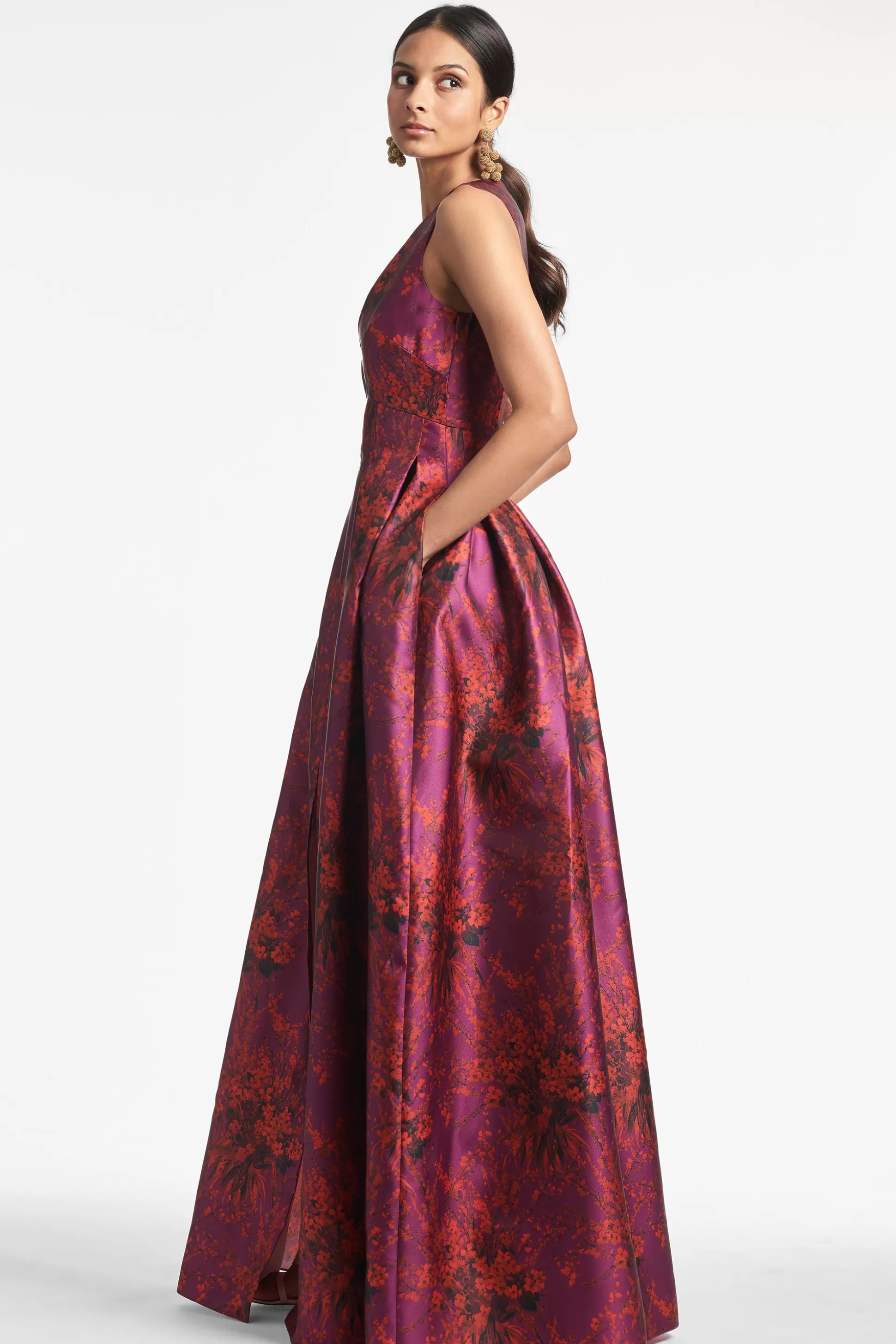 Sachin & Babi Plus Sizes | Sleeveless<Brooke Gown - Raspberry Bouquet Multi Raspberrybouquetmulti